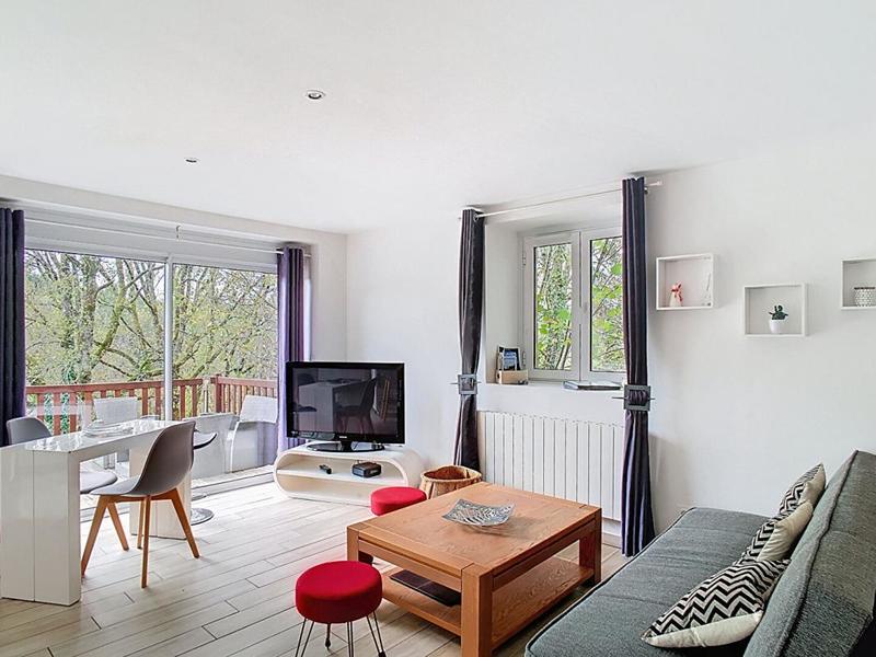 Maison - 550 m² - 16 pièces