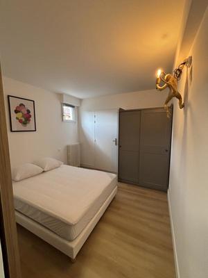 Chambre - 13 m² - 1 pièce