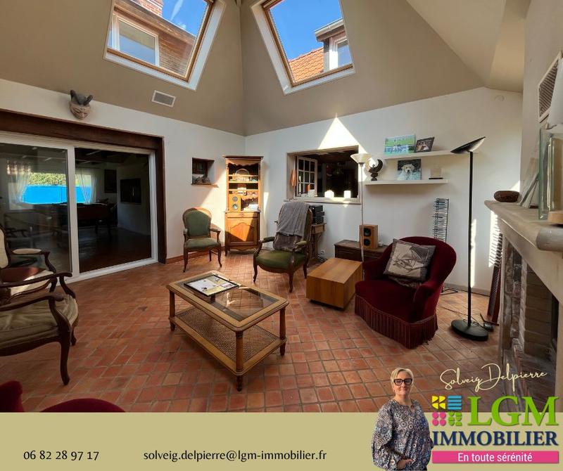 Maison - 211 m² - 6 pièces