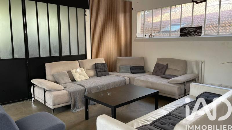 Loft - 245 m² - 5 pièces