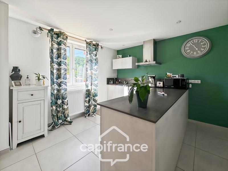 Maison - 148 m² - 7 pièces