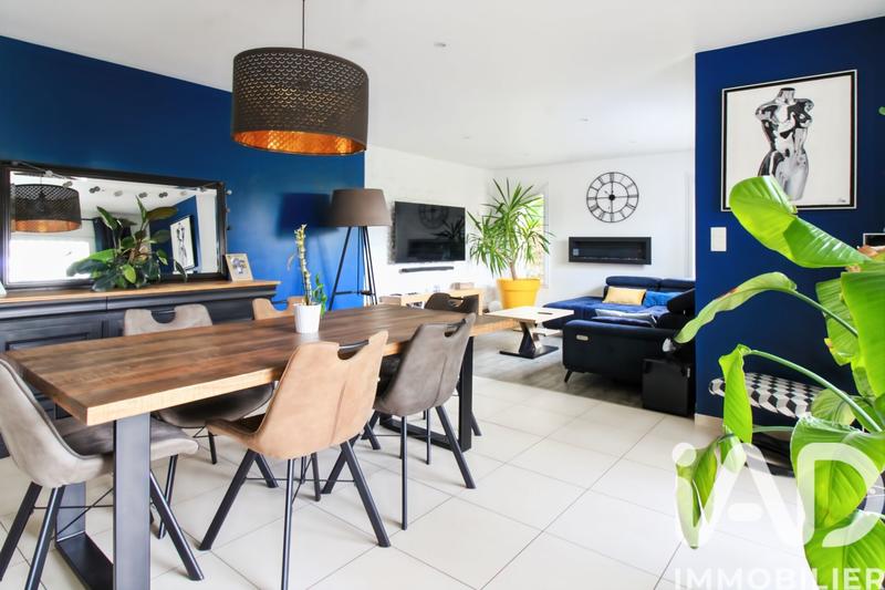 Maison - 144 m² - 7 pièces