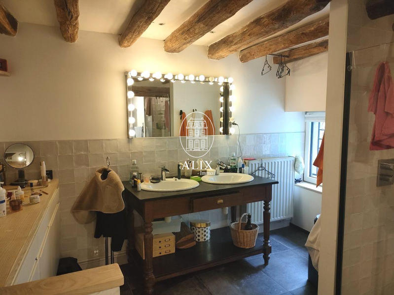 Maison ancienne - 182 m² - 6 pièces