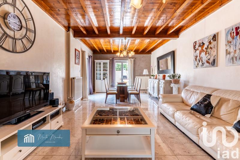 Maison - 184 m² - 7 pièces