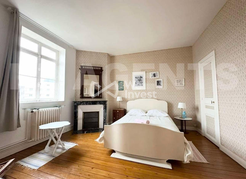 Maison - 309 m² - 12 pièces