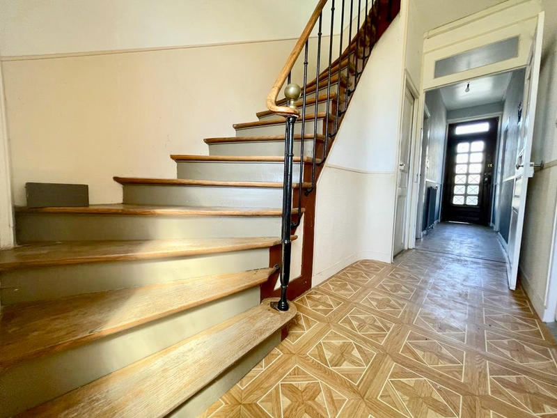 Maison - 135 m² - 8 pièces