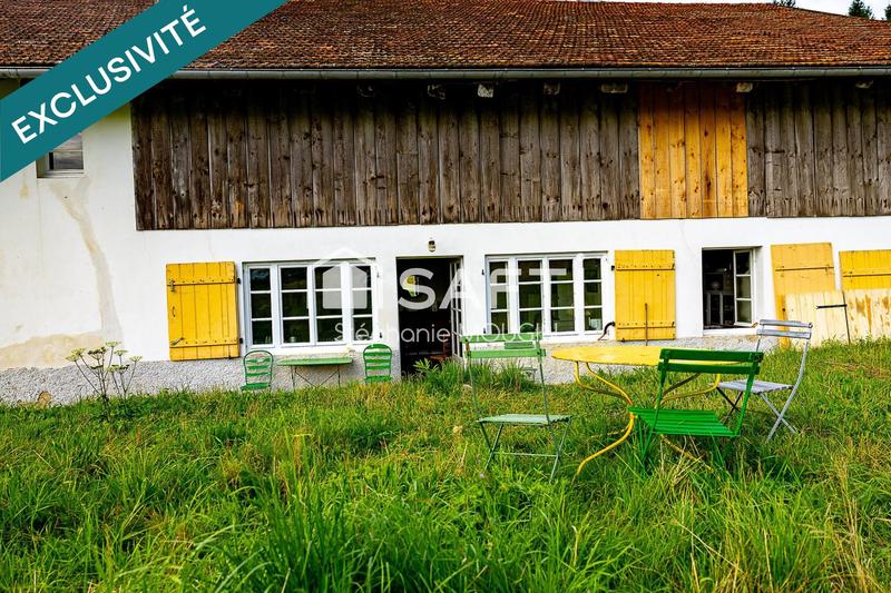 Maison - 360 m² - 10 pièces