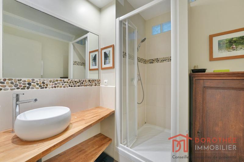 Maison - 141 m² - 8 pièces