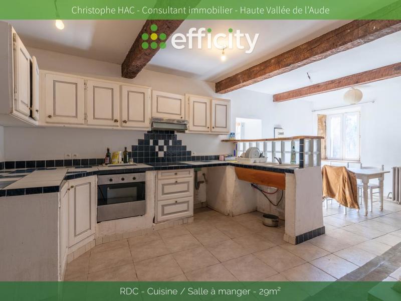 Maison - 280 m² - 15 pièces