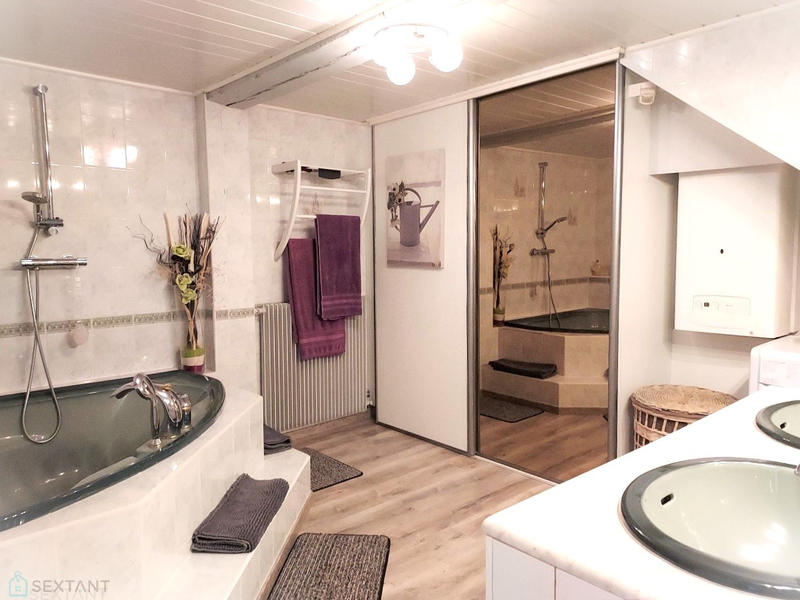 Maison - 111 m² - 4 pièces