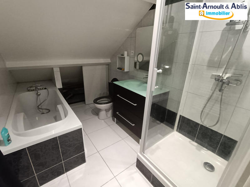 Maison - 96 m² - 5 pièces