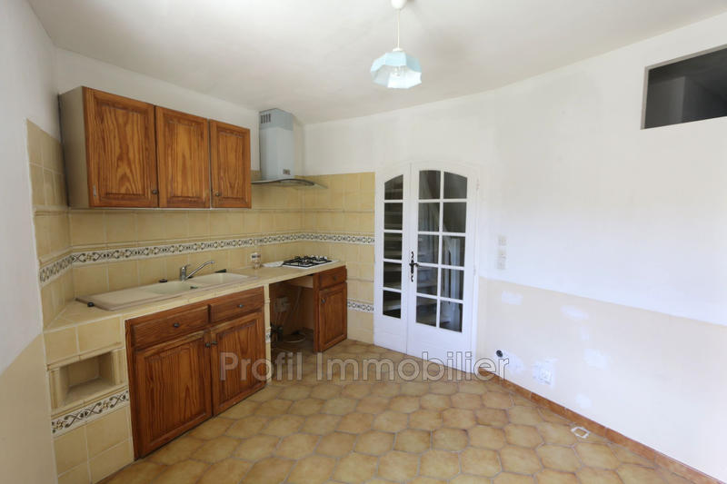 Maison de village - 90 m² - 3 pièces