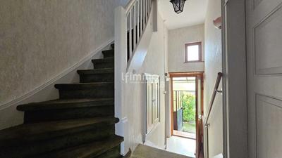 Maison - 93 m² - 5 pièces