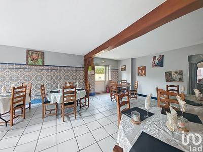 Local commercial - 147 m²