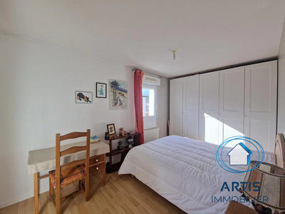 Appartement - 96 m² - 5 pièces