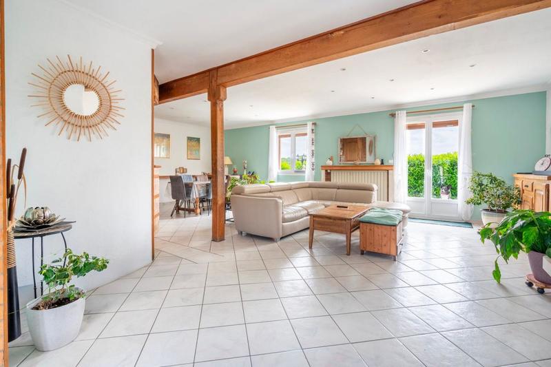 Maison - 145 m² - 7 pièces