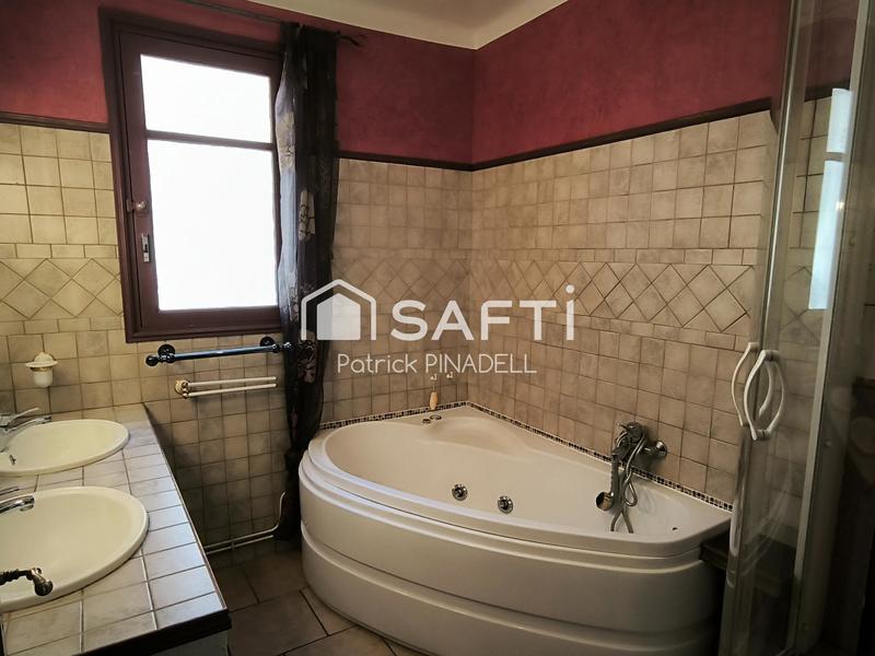 Maison de village - 230 m² - 6 pièces