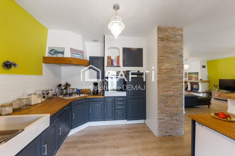 Maison - 137 m² - 5 pièces