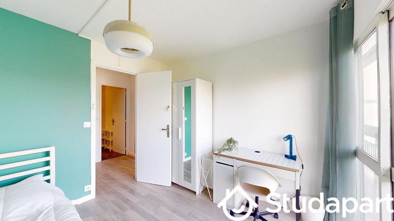 Chambre - 112 m² - 1 pièce