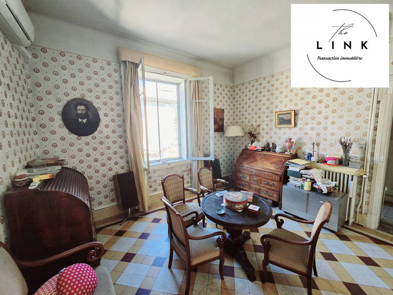 Maison - 227 m² - 9 pièces