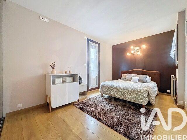 Appartement - 98 m² - 4 pièces