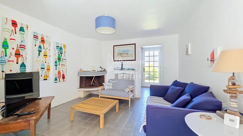 Villa - 186 m² - 9 pièces