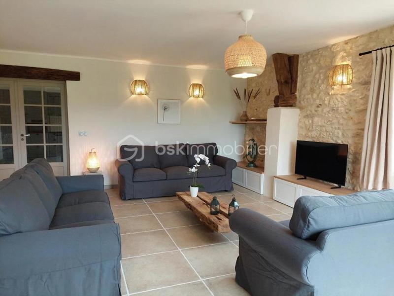 Demeure - 337 m² - 12 pièces