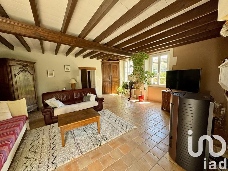 Maison - 240 m² - 7 pièces