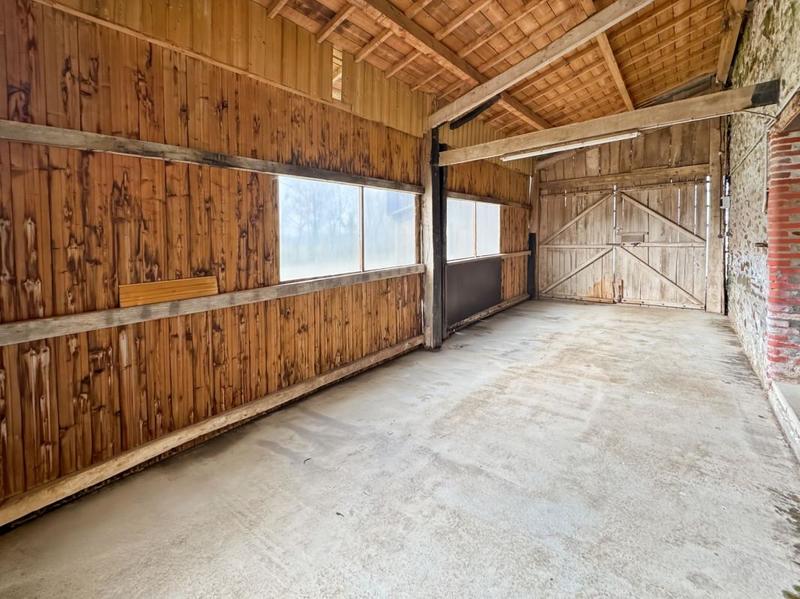 Maison - 252 m² - 6 pièces