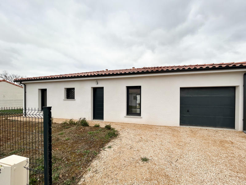 Maison - 94 m² - 4 pièces