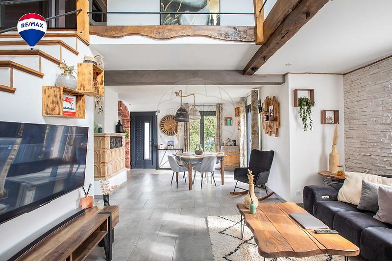 Maison - 100 m² - 5 pièces