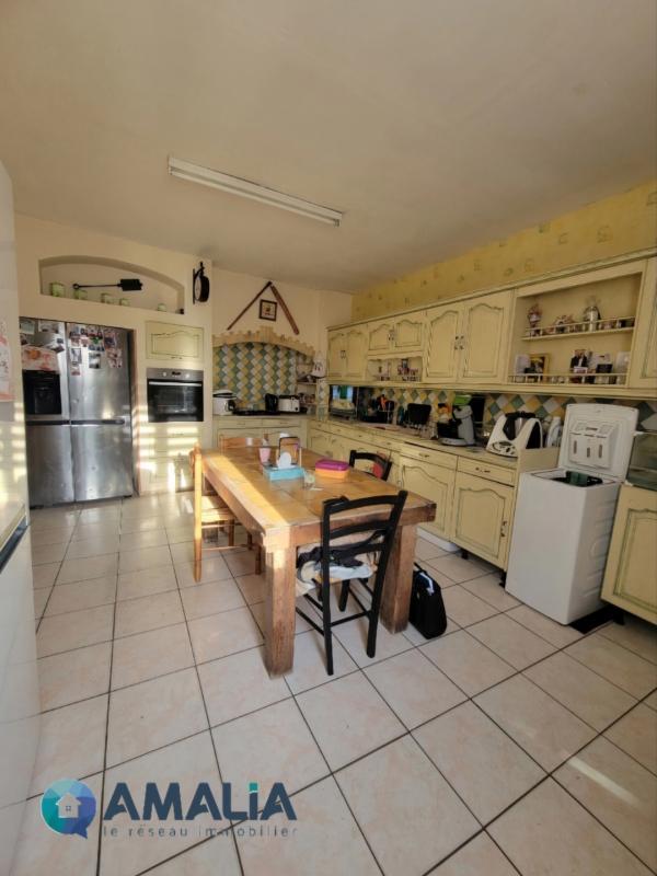 Corps de ferme - 120 m² - 10 pièces