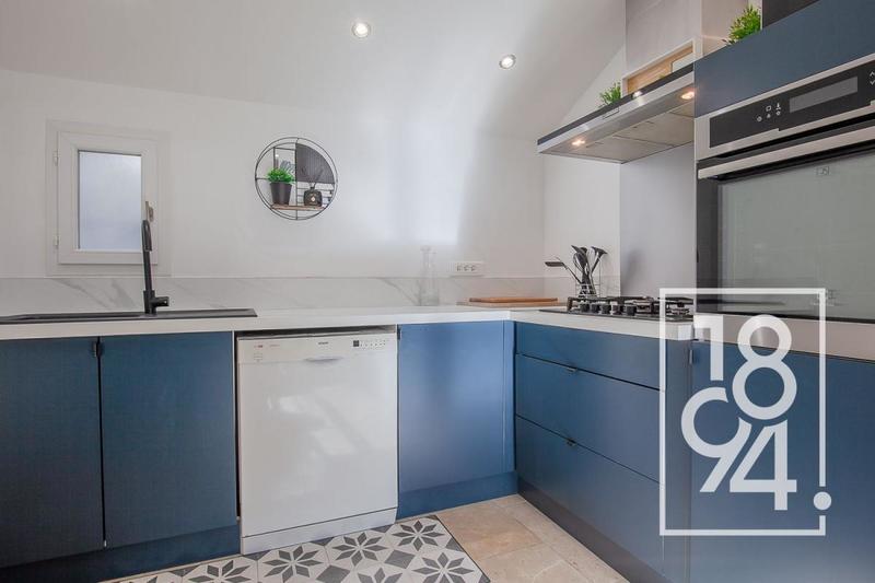 Maison - 213 m² - 5 pièces