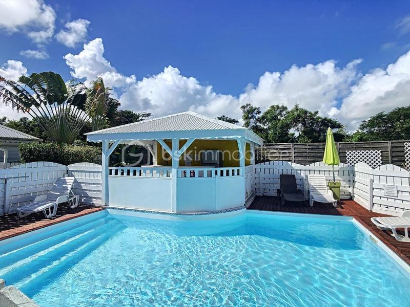 Bungalow - 29 m² - 3 pièces