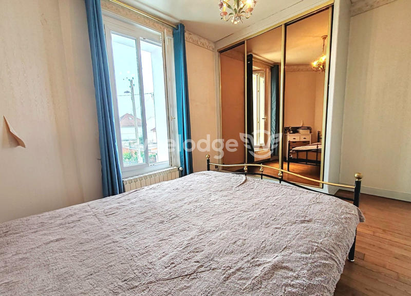 Maison - 95 m² - 4 pièces