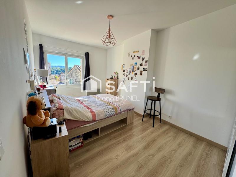 Maison de village - 80 m² - 4 pièces