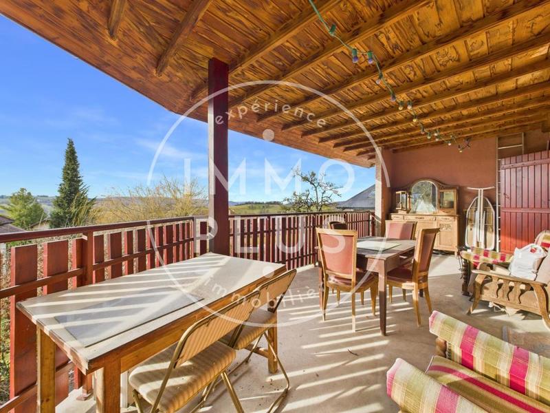 Maison - 180 m² - 7 pièces