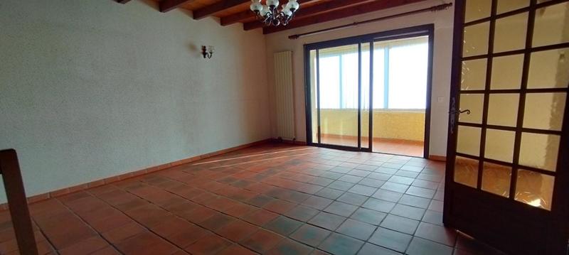 Local commercial - 5 pièces