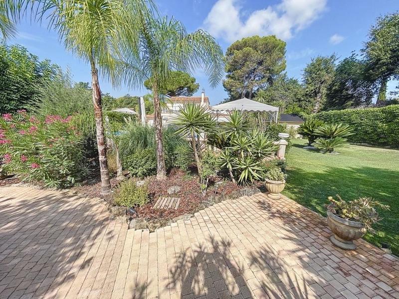 Maison - 226 m² - 4 pièces