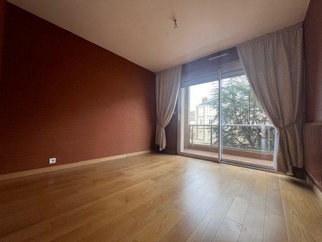 Appartement - 96 m² - 4 pièces