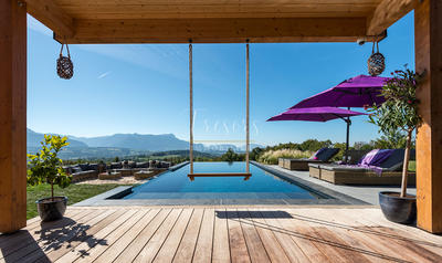 Villa - 300 m² - 7 pièces