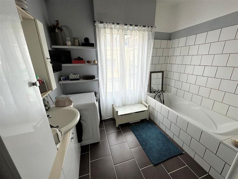 Immeuble - 134 m² - 5 pièces