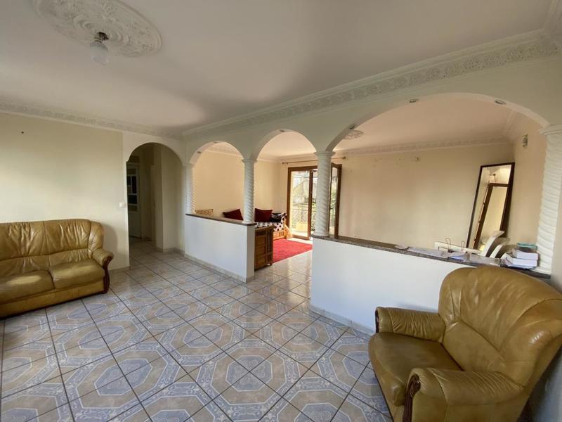 Maison - 190 m² - 6 pièces