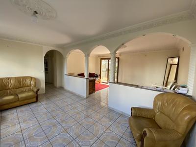 Maison - 190 m² - 6 pièces