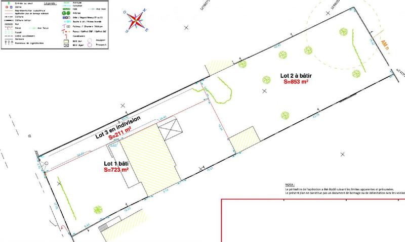 Terrain - 853 m²