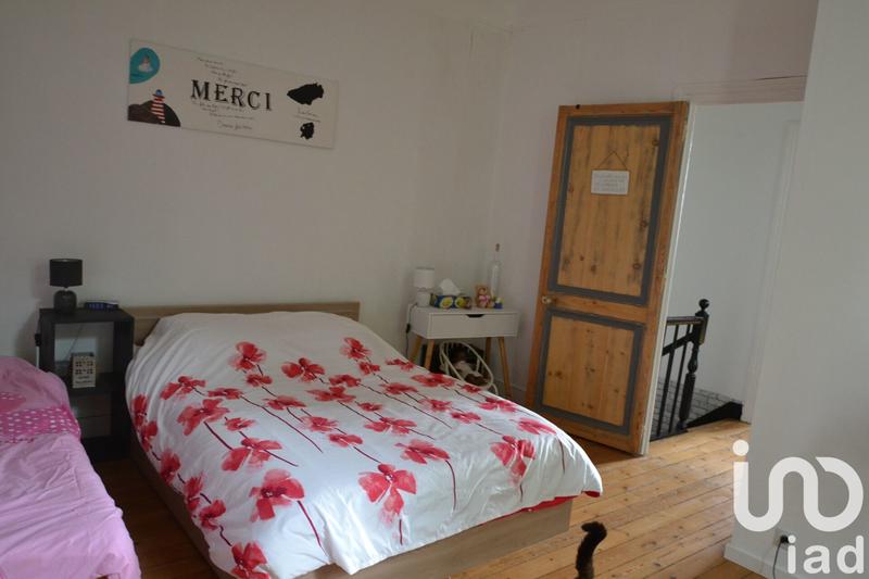 Maison - 180 m² - 7 pièces