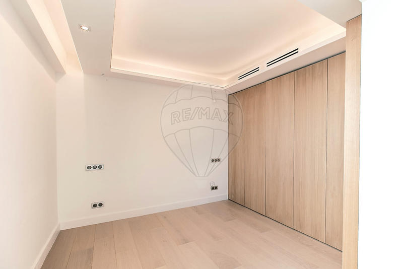 Appartement - 138 m² - 4 pièces