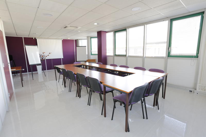 Immeuble de bureaux - 70 m² - 1 pièce