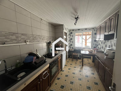 Maison - 87 m² - 4 pièces