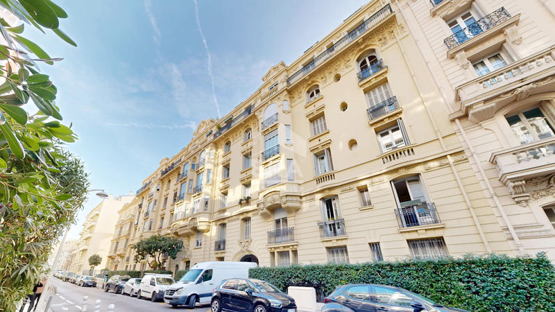 Appartement - 101 m² - 4 pièces